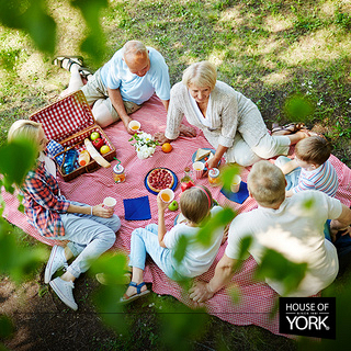 How to Plan the Perfect Family Easter Picnic -  april hoy
