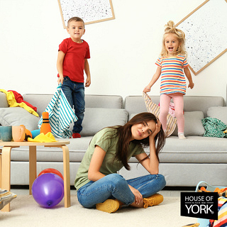 Mom's Guide to Surviving the School Holidays -  november hoy